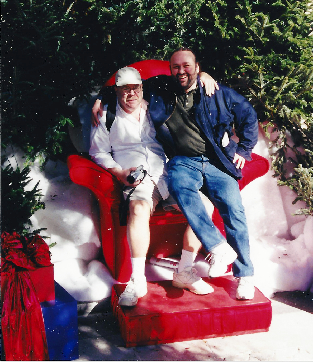 Rod and Grady in Santas chair